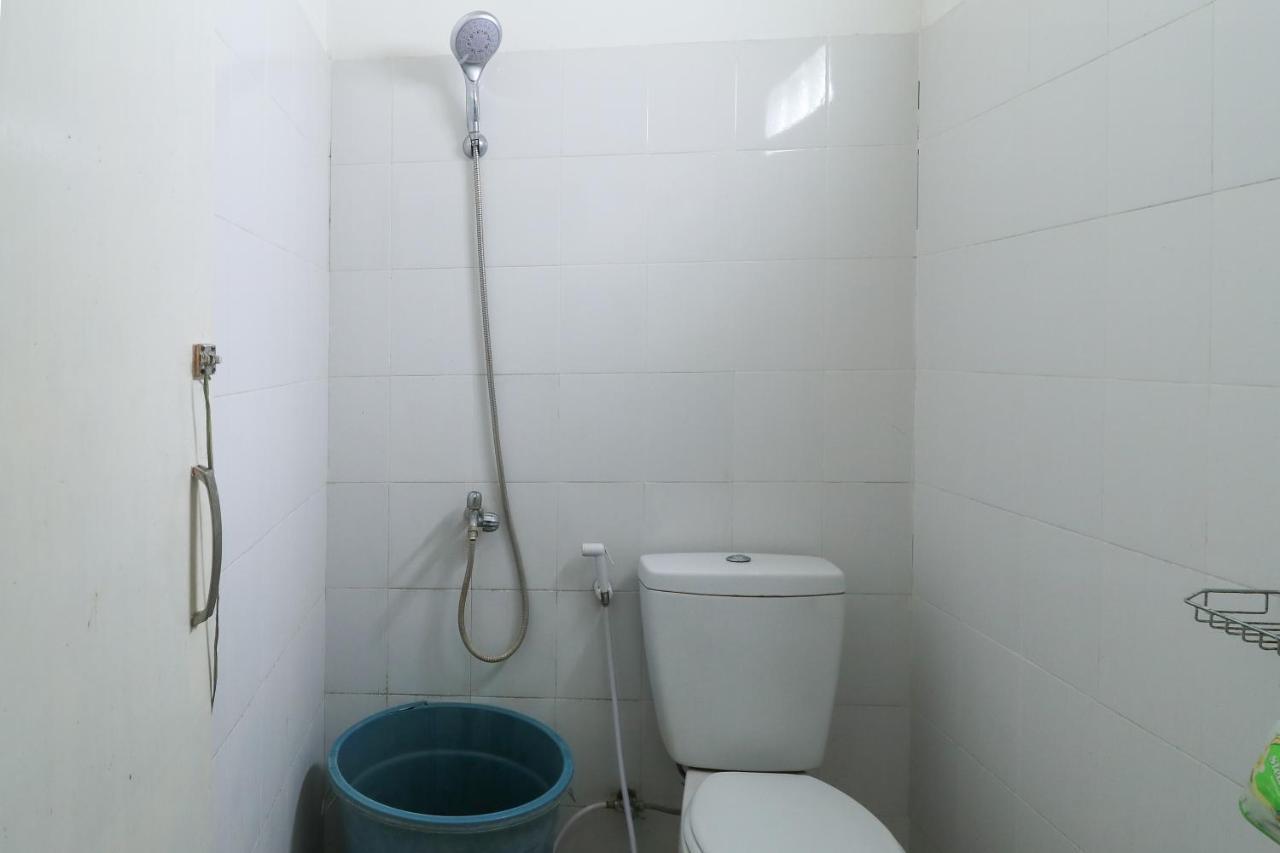 Guest House Rumah Lombok Syariah มาตารัม ภายนอก รูปภาพ